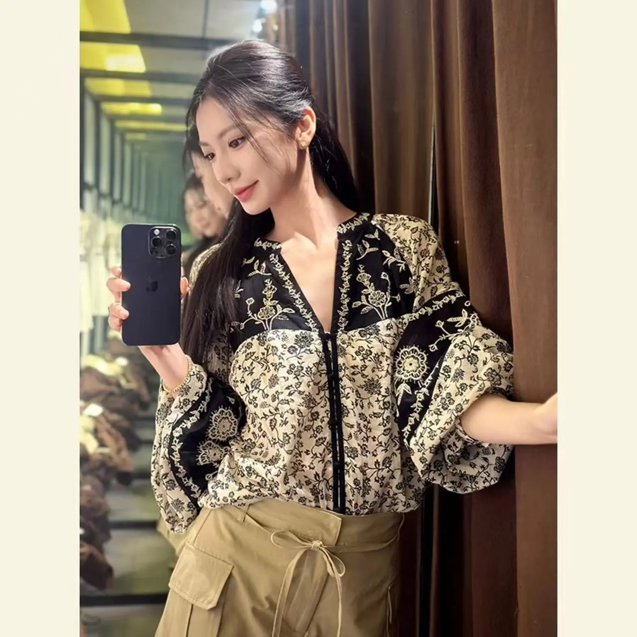 Ethnic Chic Fashion - Camisa Étnica Estampada de Moda para