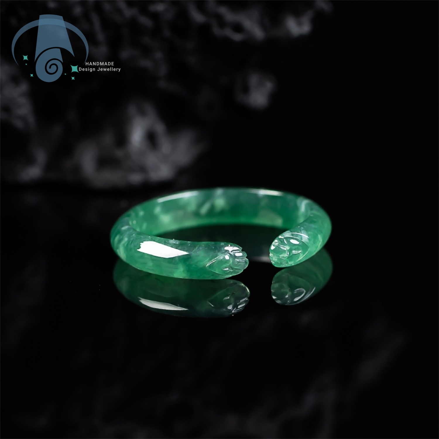 Ethnic Chic Fashion - Anillo de Jade Azul Hielo Natural
