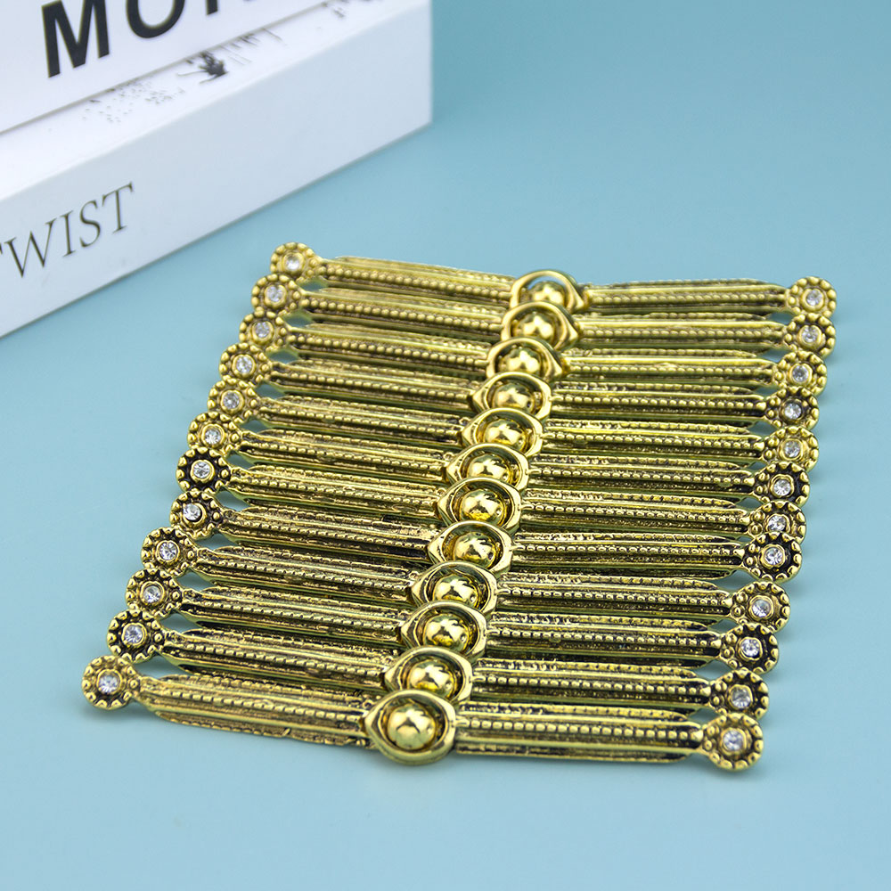 Ethnic Chic Fashion - Poyasa-elegante Placa de pecho del Cáucaso