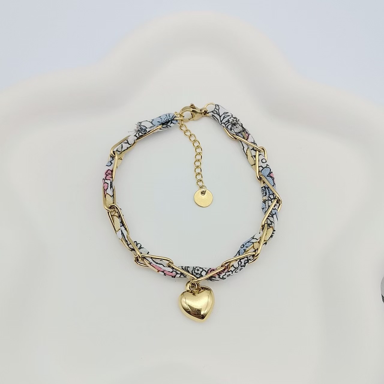 Pulsera Boho Chic de acero de  - Ethnic Chic Fashion reseña y precio
