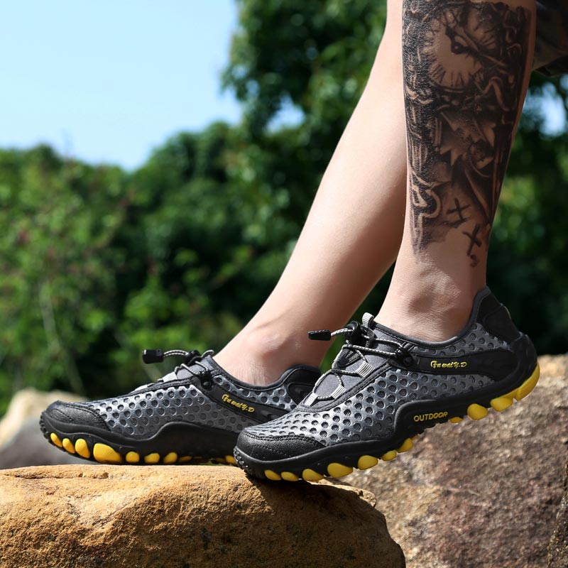 Zapatillas deportivas de monta - Ethnic Fashion Show Music reseña y precio